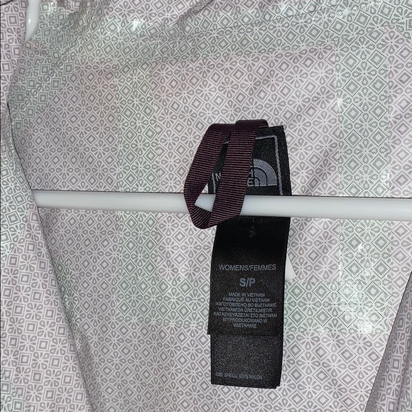 North face spring jacket - Picture 4 of 4